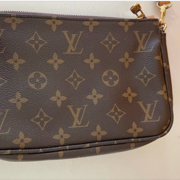 Louis Vuitton Pochette Monogram Purse - Picture 12 of 15